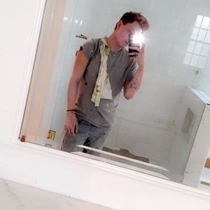 Meet your Posher, Damon